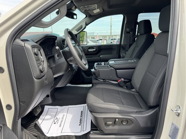 2026 Chevrolet Silverado 2500HD Custom