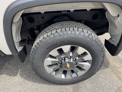 2026 Chevrolet Silverado 2500HD Custom