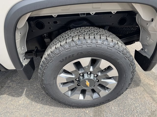 2026 Chevrolet Silverado 2500HD Custom
