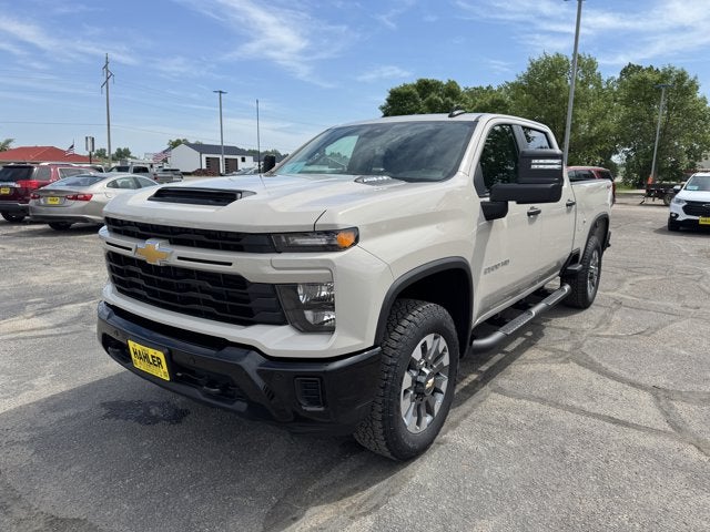 2026 Chevrolet Silverado 2500HD Custom