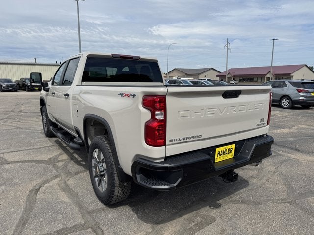 2026 Chevrolet Silverado 2500HD Custom