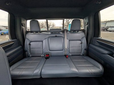 2025 Chevrolet Silverado 3500HD High Country