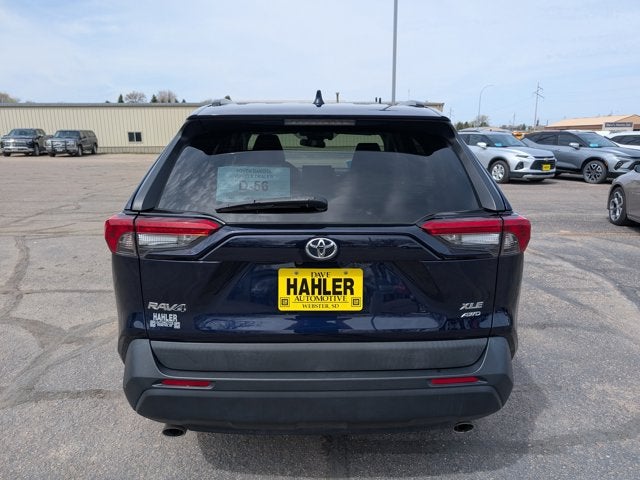 2020 Toyota RAV4 XLE