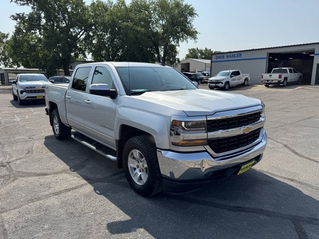 Used 2017 Chevrolet Silverado 1500 LT with VIN 3GCUKREH1HG365566 for sale in Webster, SD