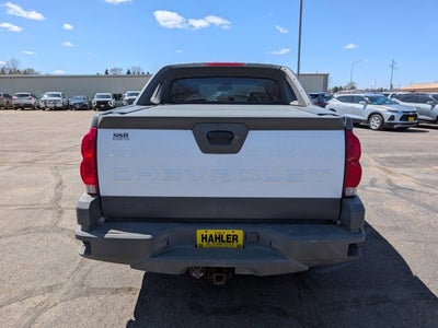 2002 Chevrolet Avalanche Base
