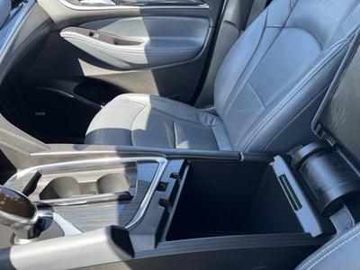 2020 Buick Enclave Essence