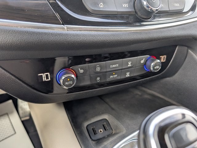 2018 Buick Enclave Essence