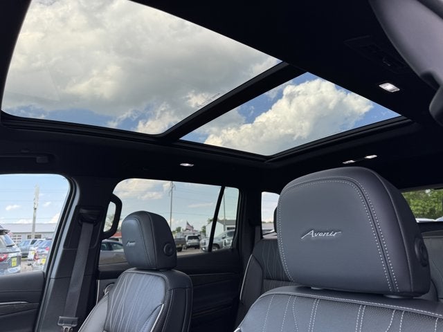 2025 Buick Enclave Avenir