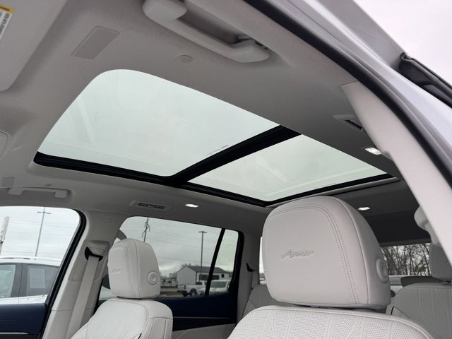 2025 Buick Enclave Avenir