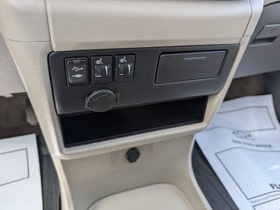 2017 Toyota Sienna XLE Auto Access Seat