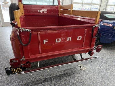 1955 Ford F-100 Pickup