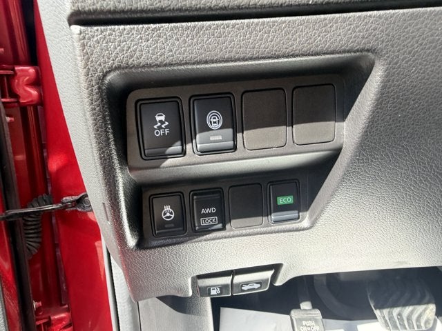 2017 Nissan Rogue Sport SL